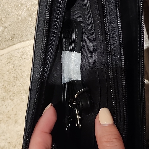 NWT Italian Leather Convertible Crossbody Clutch wallet/purse - Picture 9 of 12